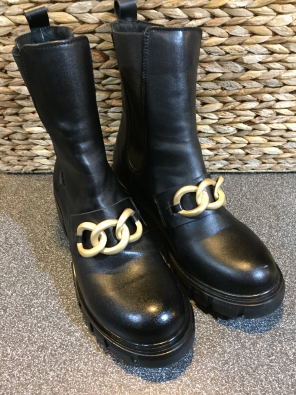 Steve Madden Hooked Black Heeled Boots with Gold Chain Detail - Picture 5 of 13